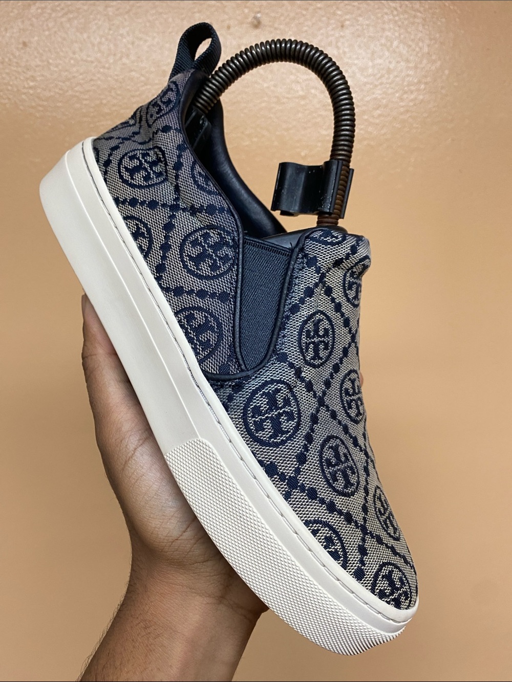 Tory Burch T Monogram Women’s Slip On Sneakers Size 6.5M 87321-448 - Picture 8 of 17